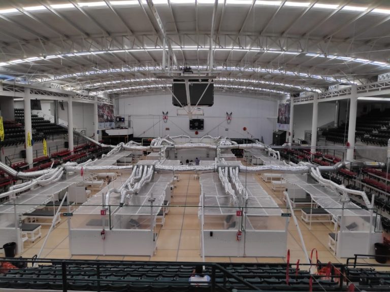 El estadio de los Zonkeys de Tijuana, convertido en hospital para atender la emergencia sanitaria