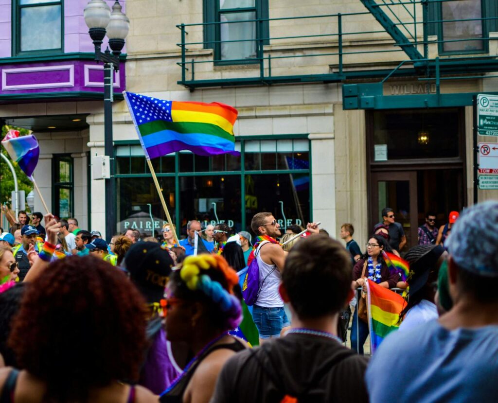 empoderar a la comunidad LGBTQ