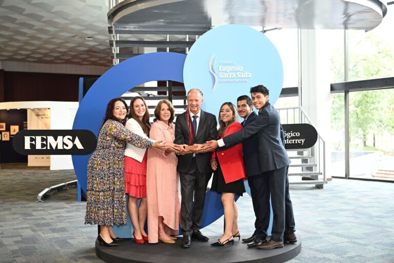 Entrega del Premio Eugenio Garza Sada al liderazgo y emprendimiento social que transforma a México