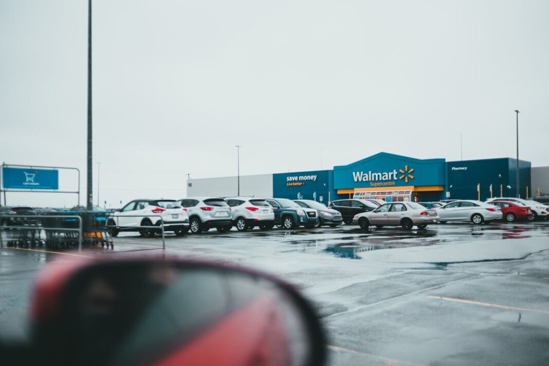 COFECE multa a Walmart