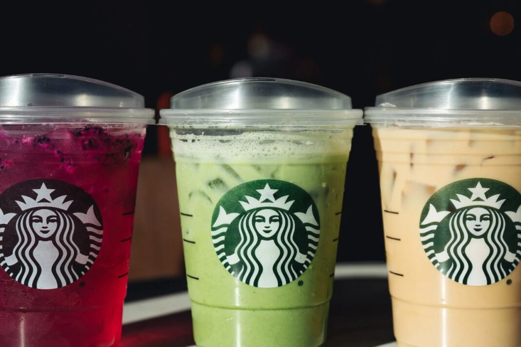 vasos reciclables de Starbucks